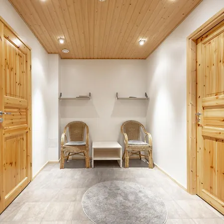 Levin Kotka 1 & 2 - Twin Units In Heart Of