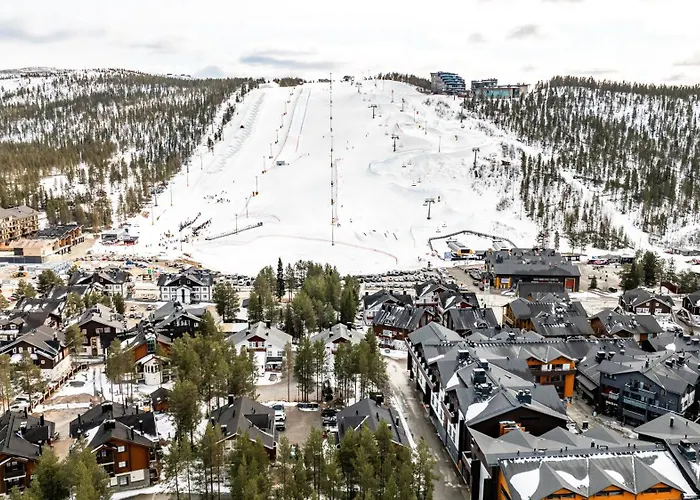 Levin Kotka 1 & 2 - Twin Units In Heart Of