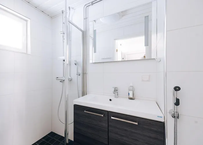 Levin Kotka 1 & 2 - Twin Units In Heart Of Huoneisto